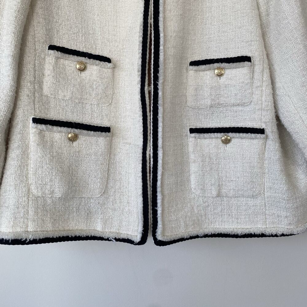 J.Crew Frances Lady Jacket in Ivory Tweed with Black Trim Gold Buttons SZ 22 - Picture 4 of 14